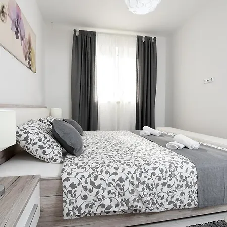 Lux Apartment