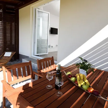 Apartment Lux Malinska
